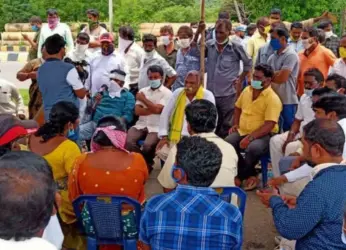 Vizag East MLA Velagapudi Ramakrishna alleges attack by YSRCP activists