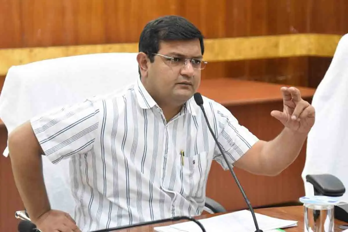 House sites for poor must be readied by end of June: Visakhapatnam Collector