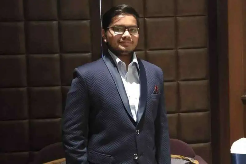 Student of GITAM Vizag builds IndiaShare, an Indian alternative to SHAREit