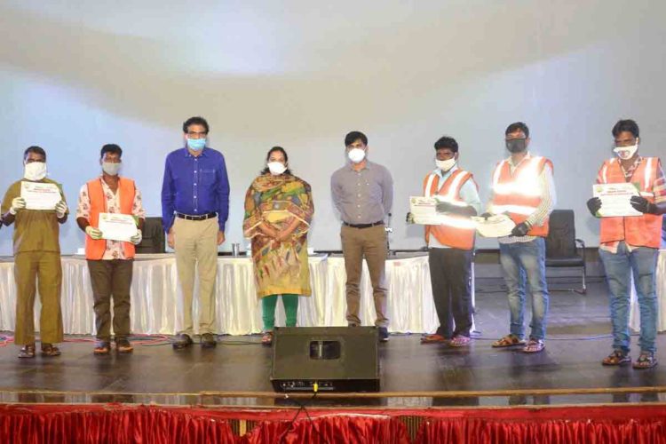 Swachh Survekshan: GVMC Commissioner applauds sanitation workers