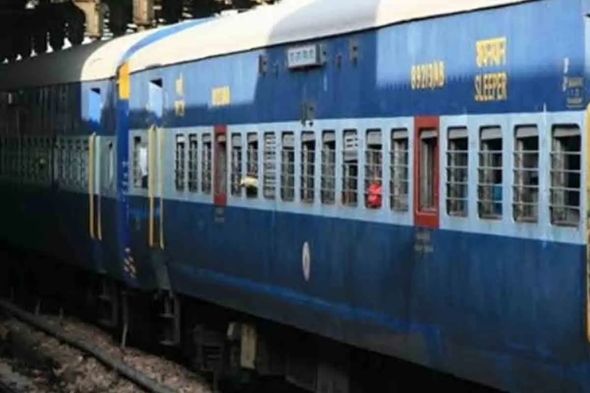 Special trains to clear rush from Howrah, Bengaluru, Korba via Vizag 