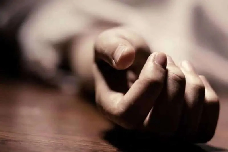 Woman bludgeons alcoholic son to death with LPG Cylinder in Vizag