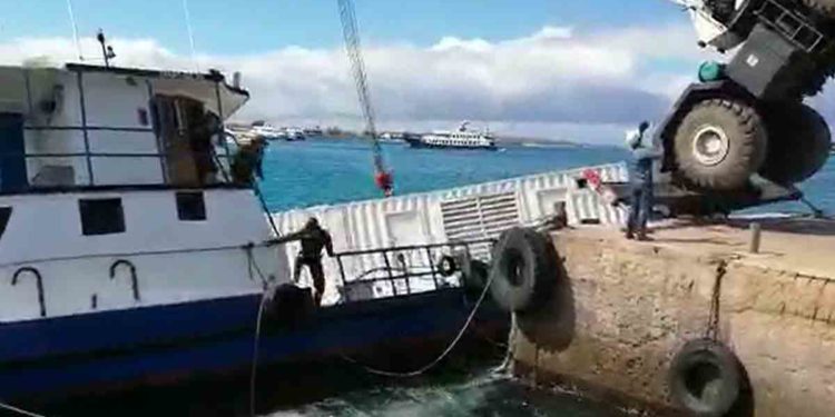 Fact Check: Viral video claims cargo vessel overturning in Visakhapatnam