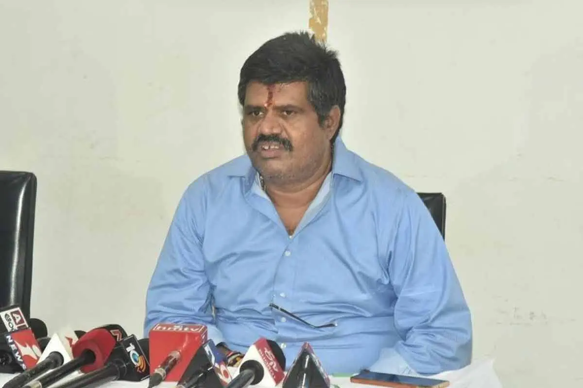 AP Tourism Minister meets CM YS Jagan, seeks new degree colleges in Visakhapatnam