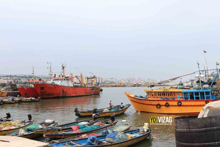 Vizag fishing harbour to get a facelift with Rs 100 crore