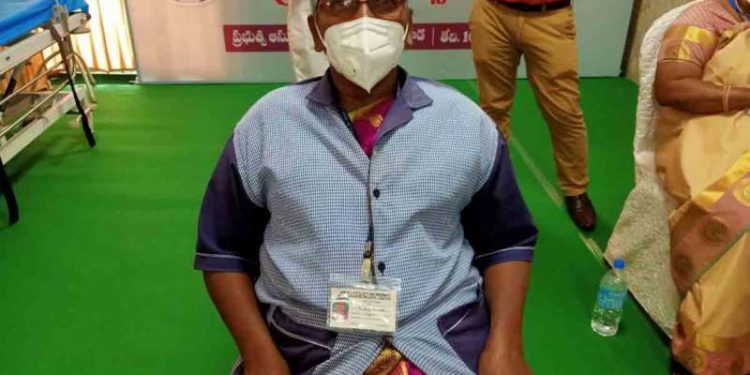 Sanitation worker becomes first person to receive Covid-19 vaccine shot in Andhra Pradesh