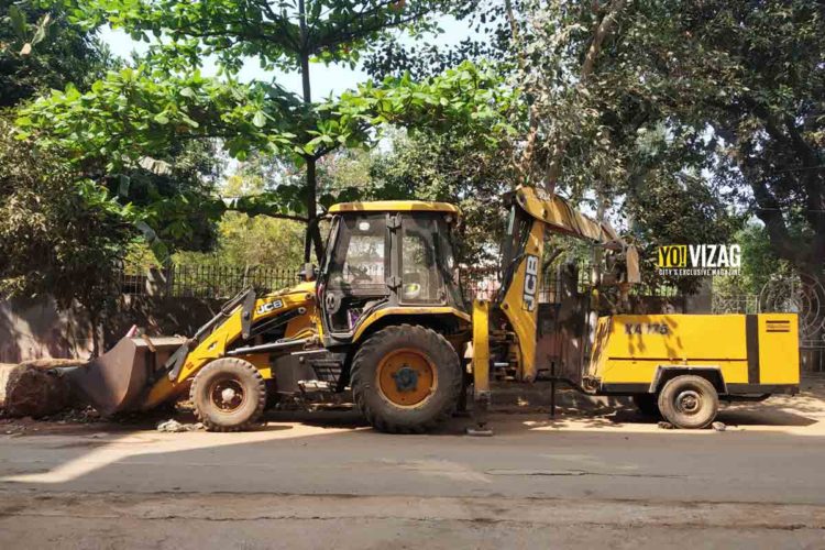 From increasing traffic to dug up roads: 5 common observations in Vizag right now