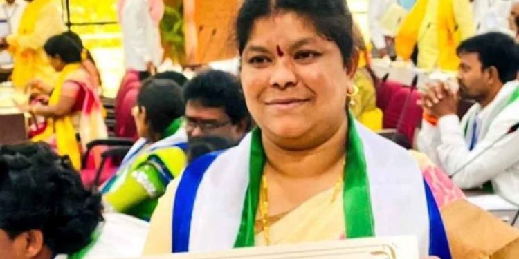 Golagani Hari Venkata Kumari elected as the new Mayor of Vizag