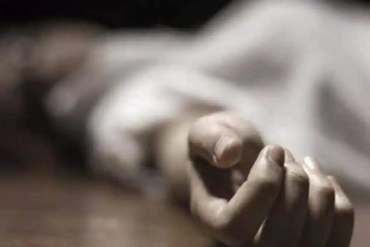 Wall collapses in Vizag due to heavy rain, kills one