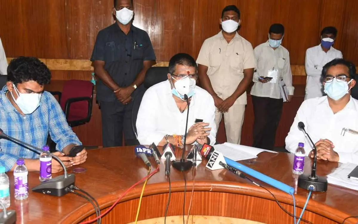AP Tourism Minister enquires about Covid-19 resources in Vizag district