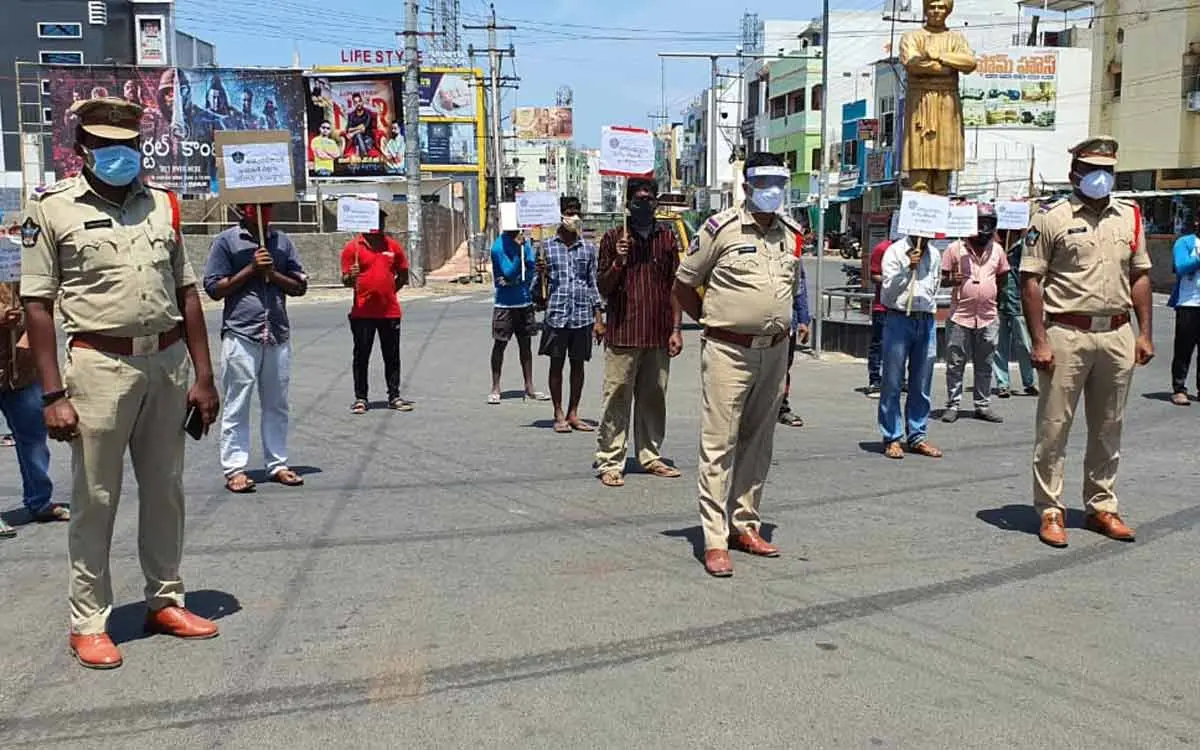 Police in Srikakulam, AP dishing out a unique penalty for curfew violators