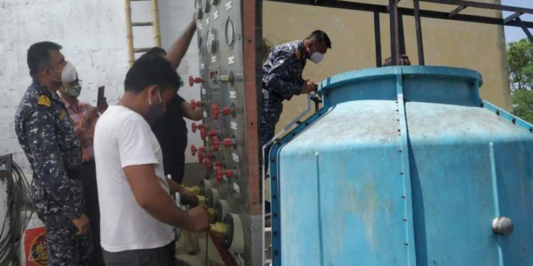 Visakhapatnam Naval Dockyard teams repair two oxygen plants in AP