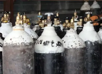 DCA nabs an Oxygen cylinder dealer in decoy operation in Visakhapatnam