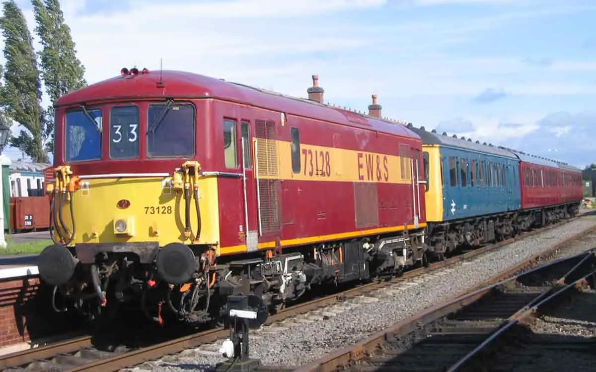 Railways cancels and adds special trains passing through Visakhapatnam