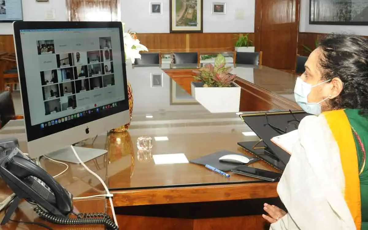 GVMC Commissioner addresses the sanitation in Vizag