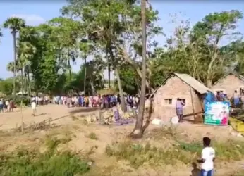 A large crowd gathers in Nellore District for Ayurvedic Covid-19 Medicine