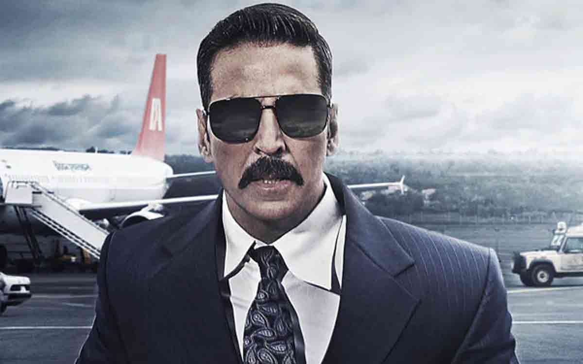 Akshay Kumar starrer Bell Bottom to have a theatrical release this July
