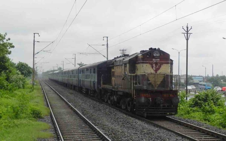 List of special trains from Howrah to Yeshwantpur & Secunderabad via Vizag