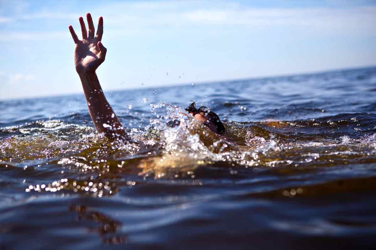Man from Vizag dies in a drowning incident at Tikkavanipalem beach