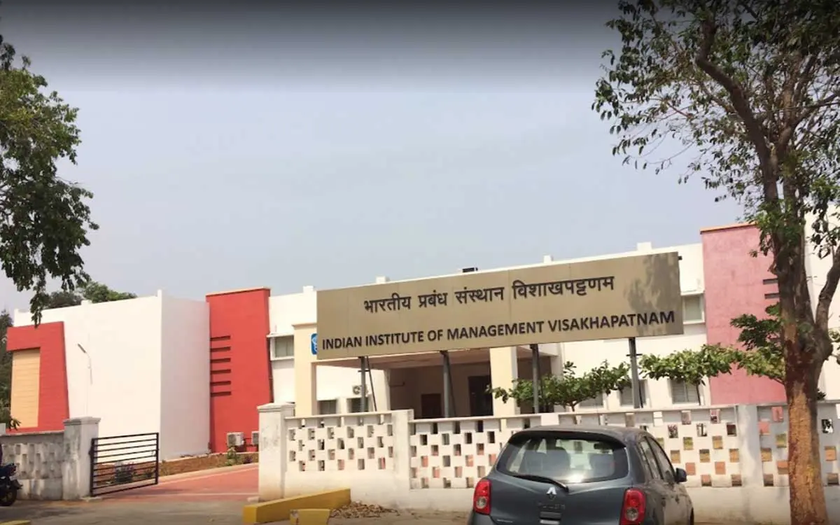 IIM-Vizag inaugurates a new Interdisciplinary Decision Science & Analytics Lab