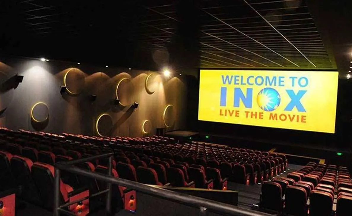 People flouting Covid-19 norms at theatres in Visakhapatnam
