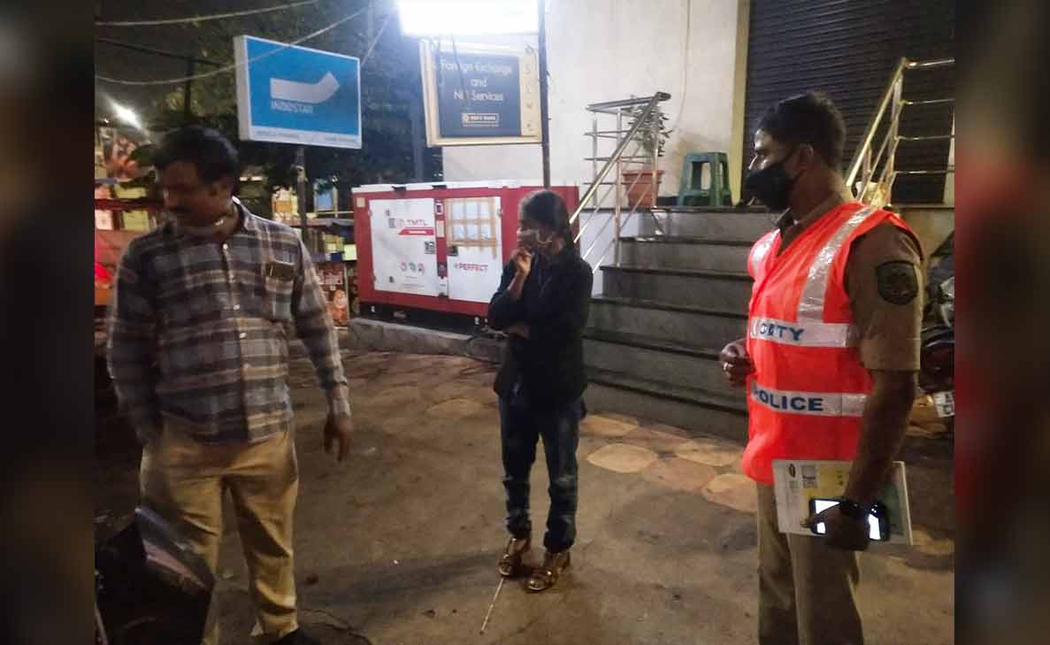 Vizag City Police launches a patrol service for those travelling at night