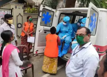 Contract Covid-19 staff protest at KGH in Vizag, demanding their jobs back