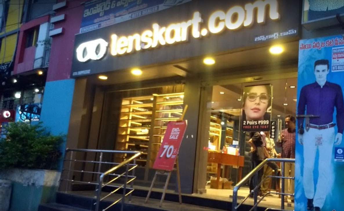 Shopping guide Buying eyewear at Lenskart outlets in Vizag