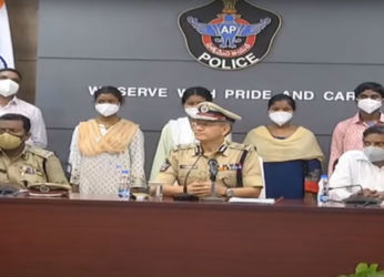 6 CPI Maoists from Visakhapatnam Agency surrender to AP police