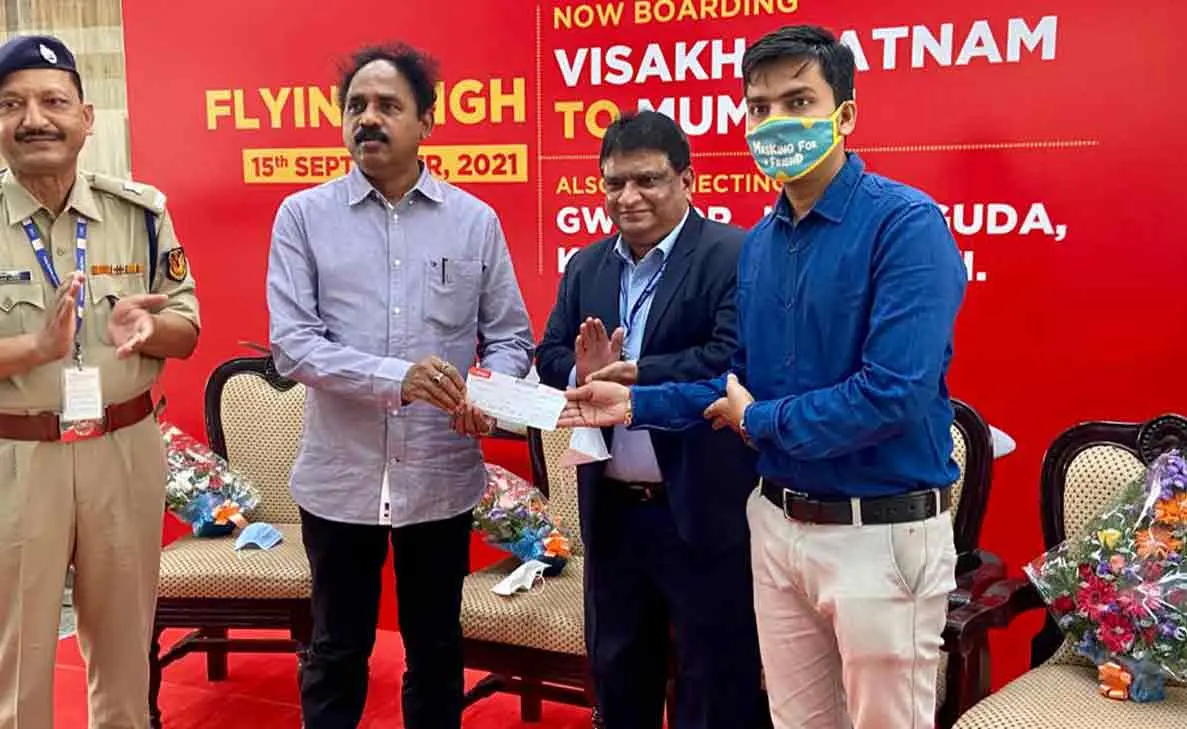 Spicejet launches a non-stop flight from Visakhapatnam to Mumbai