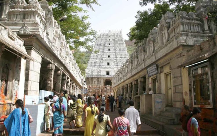 Free darshan at Tirupati temple in limited numbers from September 9