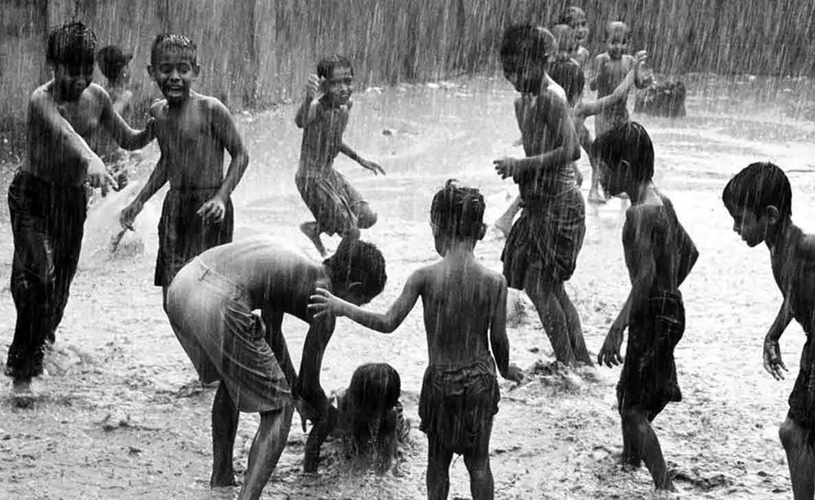 Blast from the past: Recalling 7 monsoon memories from our childhood
