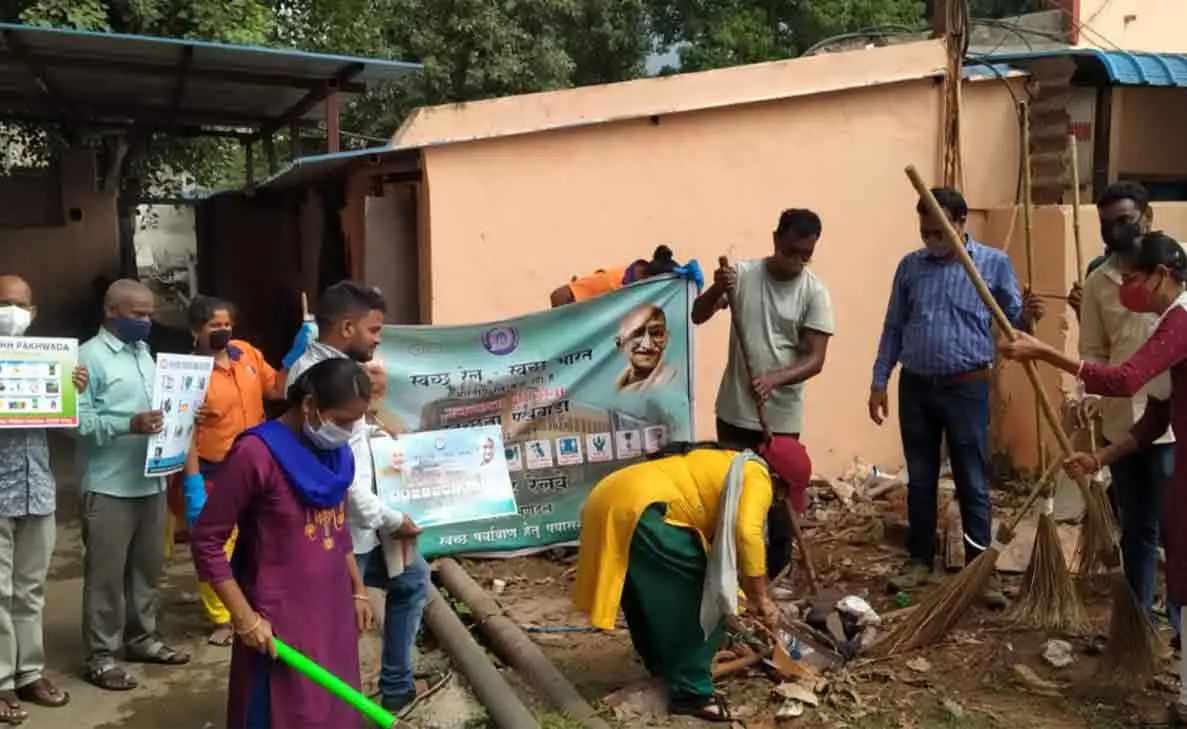 Railway employees in Visakhapatnam take part in a cleanliness drive, waltair railway division