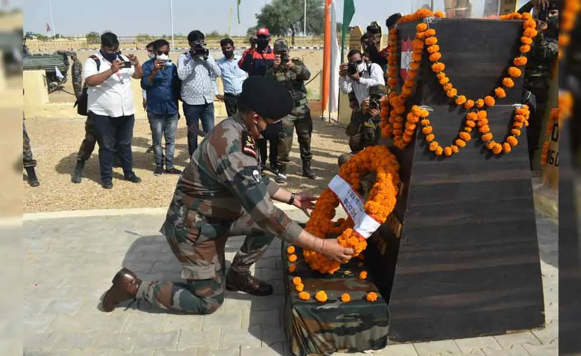 Victory Flame reaches Visakhapatnam; ENC commemorates the 1971 War