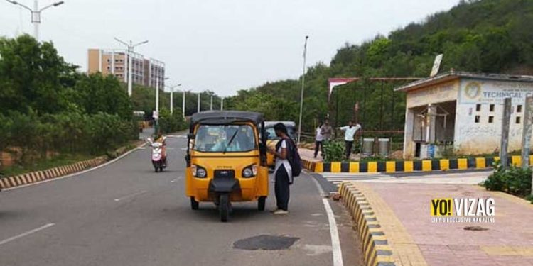 Vizag City Police to take action on auto drivers playing music loudly
