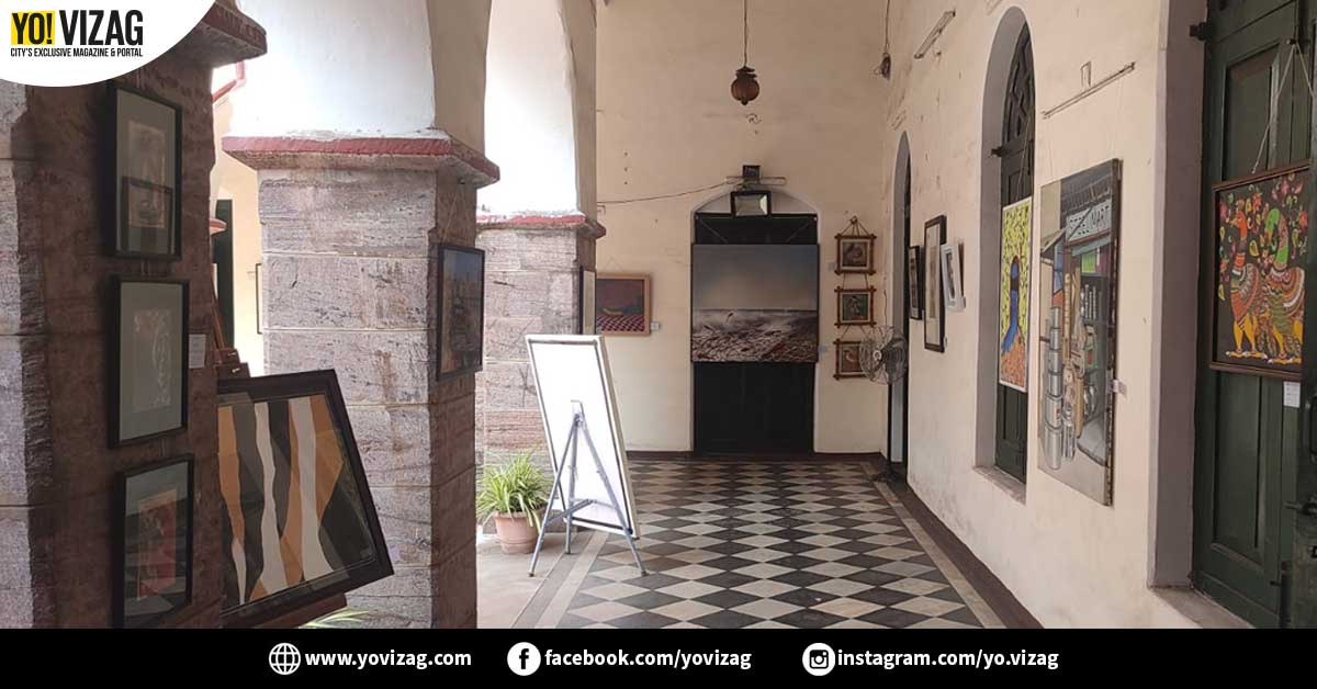 Art exhibition at Hawa Mahal hosts talented artists from Vizag