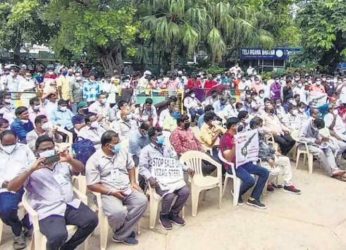 250 Visakhapatnam Steel Plant workers start 25-hour long fast