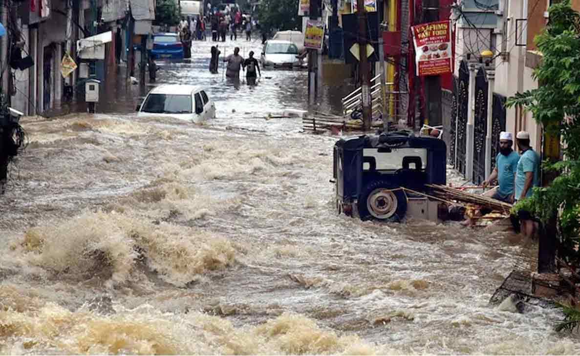 More than 17 dead and hundreds missing in the floods in Southern Andhra Pradesh