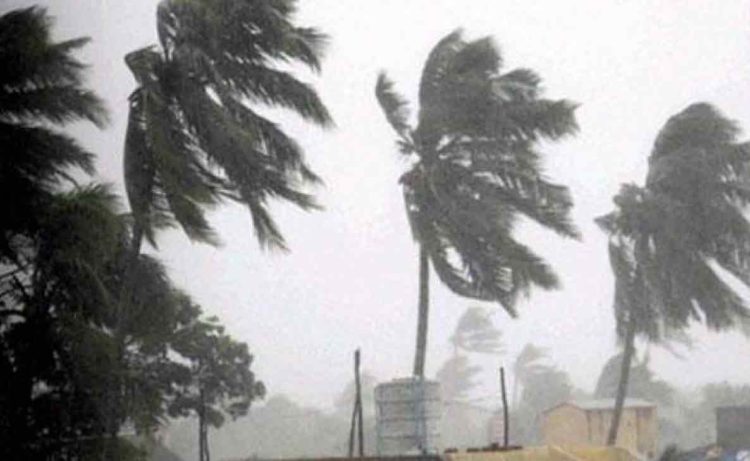 Weather Forecast: Vizag braces for heavy rains in view of a cyclonic storm
