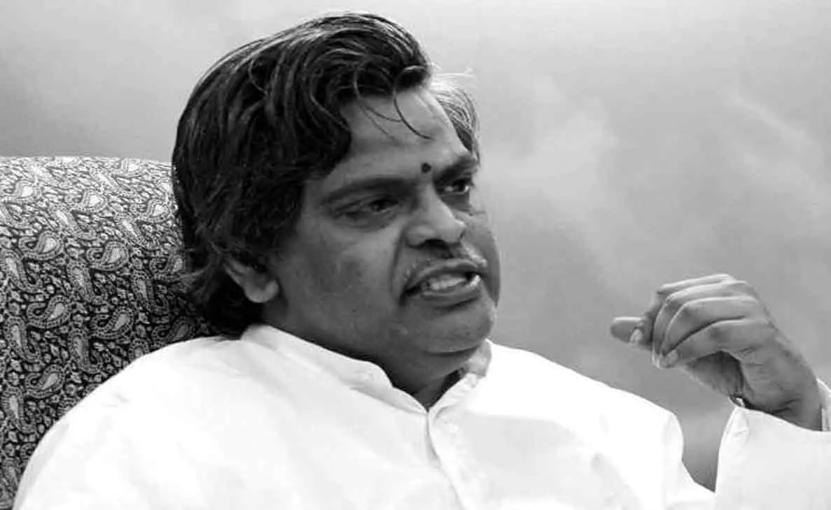 Popular Telugu lyricist Sirivennela Seetharama Sastry passes away