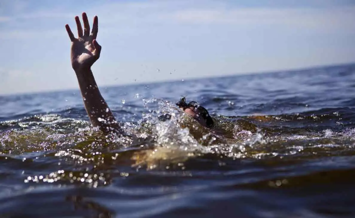 Vizag man drowns while taking selfies in Gadhigumma waterfalls