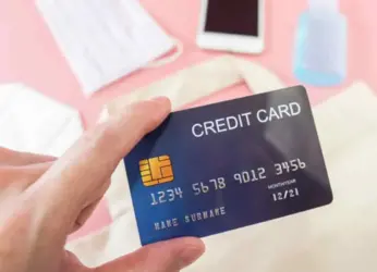 What is a Credit Card and how to use them right?