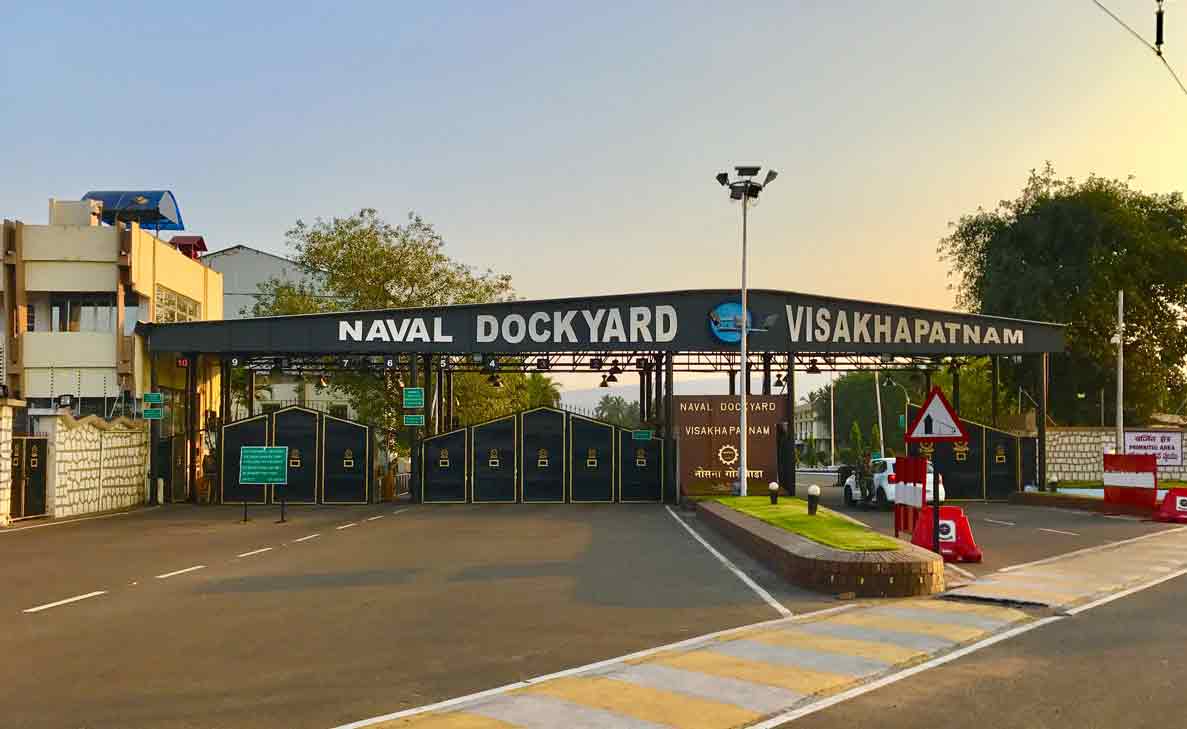 Indian Navy hosts an expo & seminar to mark the golden jubilee of Naval Dockyard