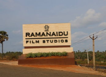 What makes Ramanaidu Studios, Vizag, a unique tourist destination?
