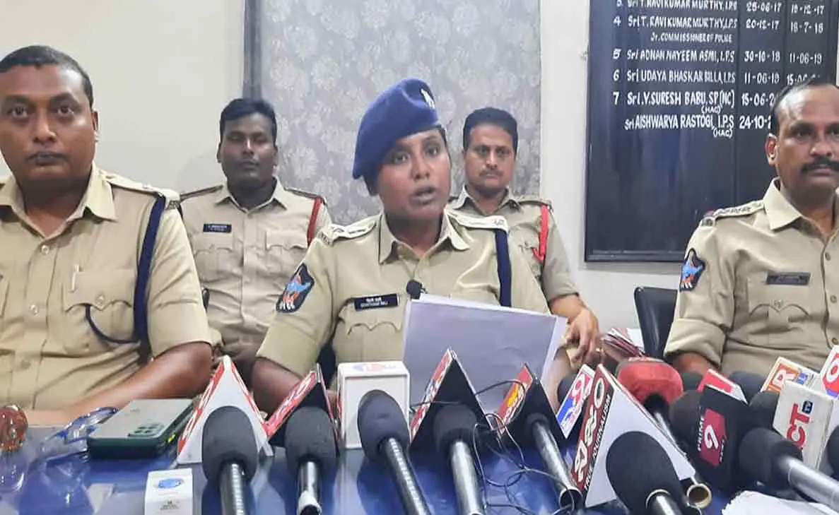 Vizag Steel Plant Job Scam: Foreman dupes 15 aspirants of 70 lakhs