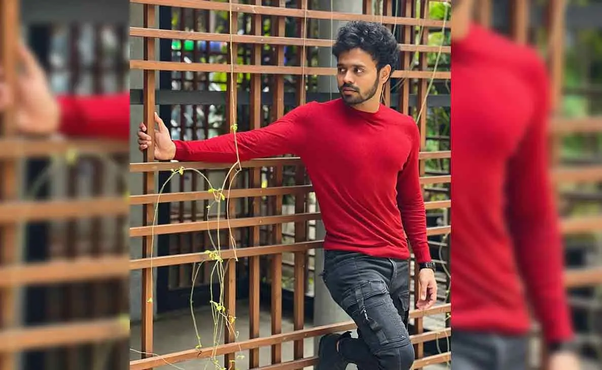 "The more we grow, the more grounded we must feel", says YouTuber Nikhil from Vizag, who hit 1 lakh subscribers