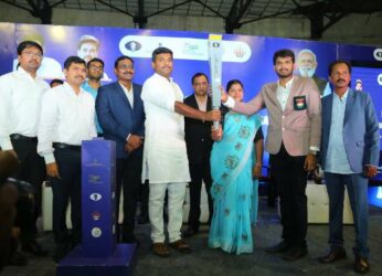 Visakhapatnam: IT Minister and Collector receive Chess Olympiad Torch Relay
