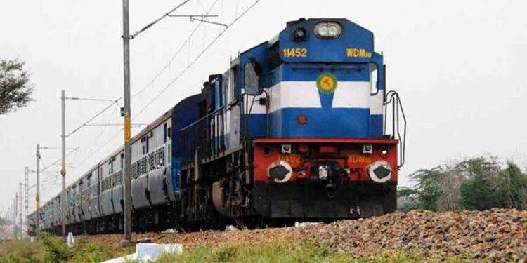 Train services affected between Vizag-Mumbai and other stations