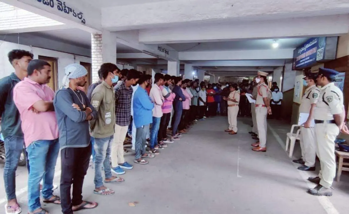 Visakhapatnam City Police conduct counselling session for rowdy sheeters