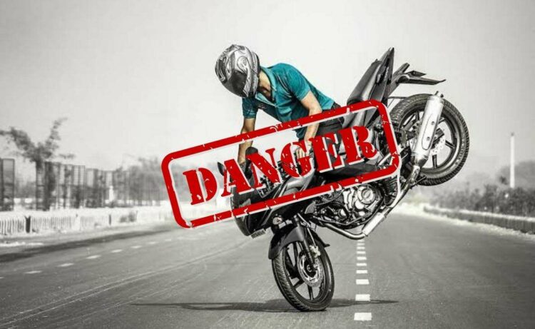 8 arrested for performing bike stunts on roads in Visakhapatnam